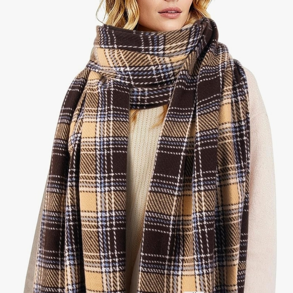 🌟3 For $12 🌟New Plaid Winter Scarf Classic Cozy Wrap And Tan Gloves